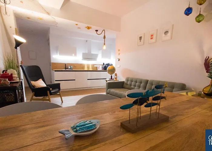 Casa Trueba, Centro Gros, Reformado Y Con Desayuno *