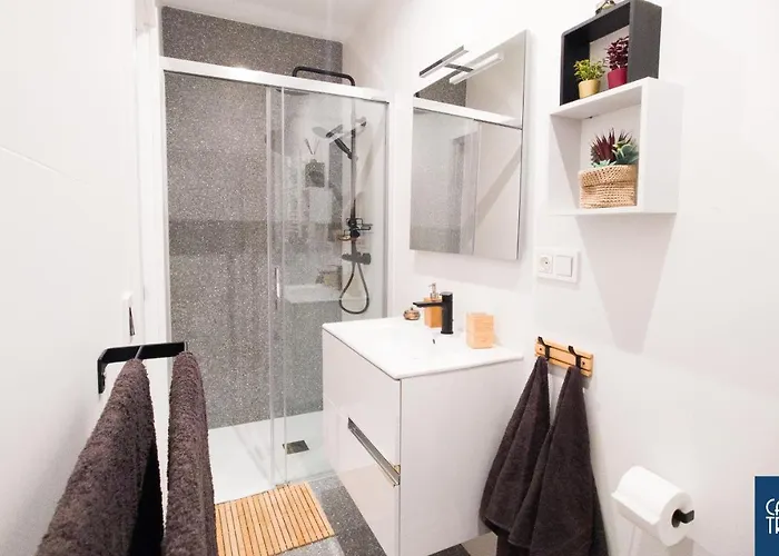 Casa Trueba, Centro Gros, Reformado Y Con Desayuno * Σαν Σεμπαστιάν